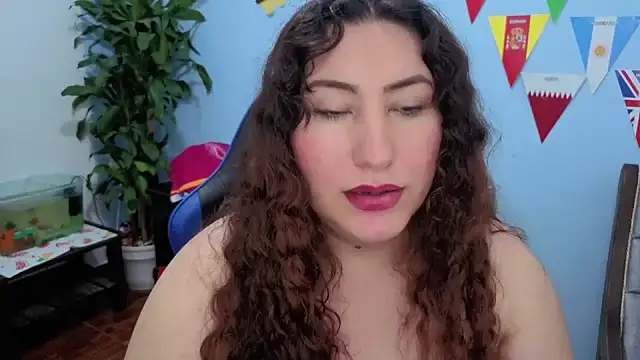 JANNAH_MARTINEZ: онлайн-секс-чат