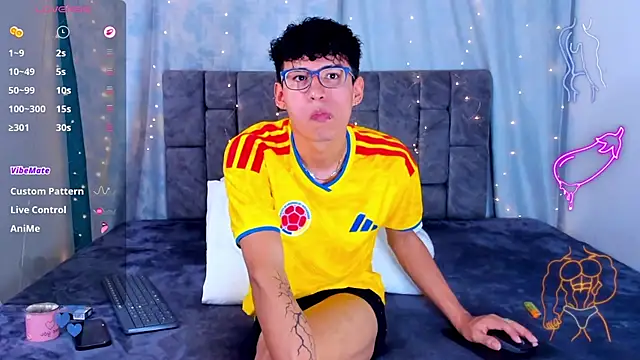 NicolasTorrez Pertunjukan Webcam