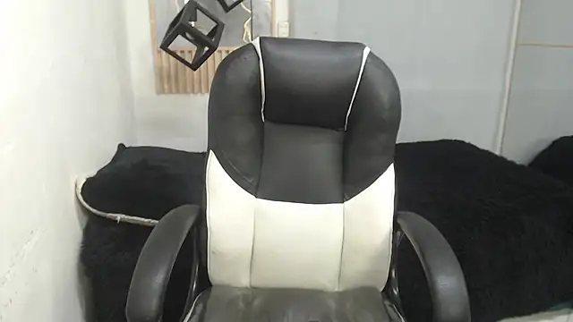 naty_18's Live XXX Chat