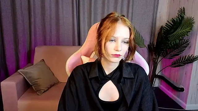 AliceJohansone élő XXX-chatje