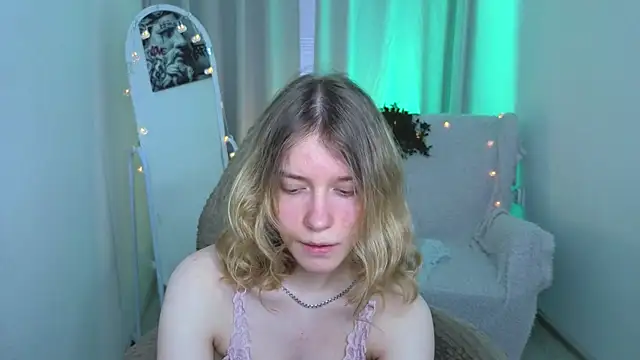 MilanaRayy Live XXX-chat