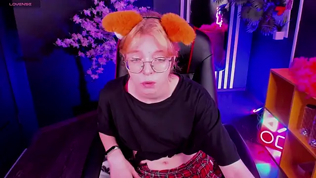Chat XXX en directo de FoxxyyPolly