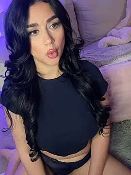 Celinaax Adlı Modelin Canlı XXX Sohbeti