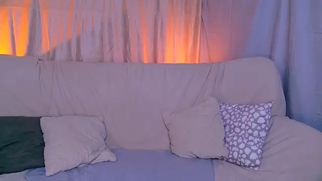 Chat XXX en directo de AliceChanel