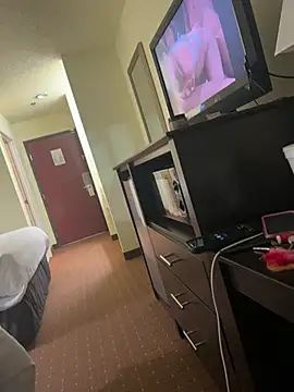 DanielleVineyard's Webcam Show