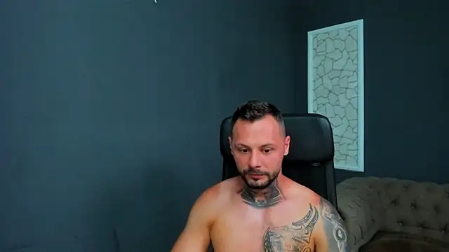 BrianHunts Live XXX Chat