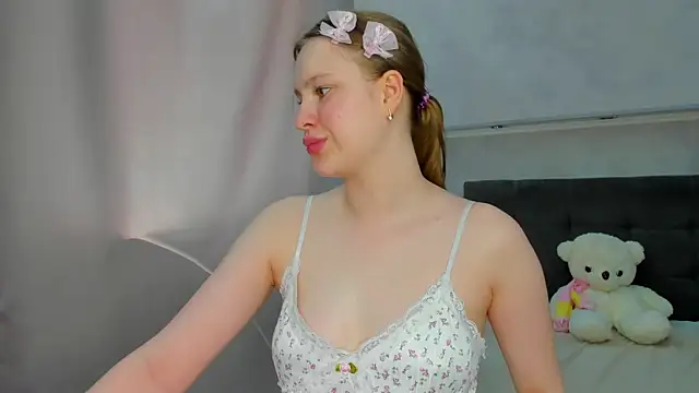 Candy_Cansew Adlı Modelin Canlı XXX Sohbeti