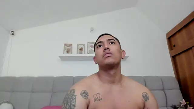 erotic_sins Adlı Modelin Canlı XXX Sohbeti