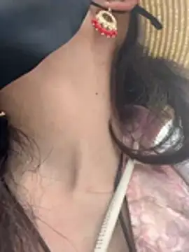 yinyin326 即時 XXX 聊天