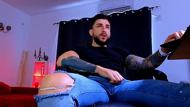 Chat XXX ao vivo de MightyAaron66