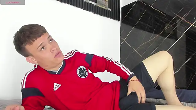XXX chat uživo modela Robinlion91
