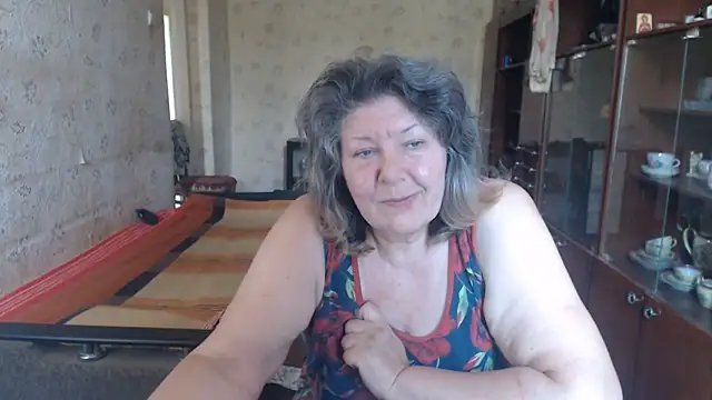 HotLusi Adlı Modelin Canlı XXX Sohbeti