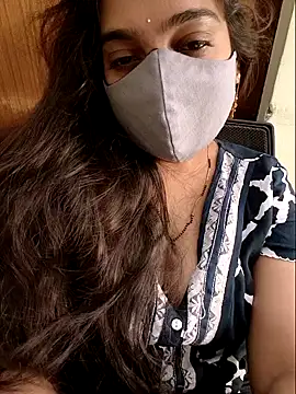 yoursana- live XXX chat