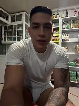 OliverWest04's Live XXX Chat