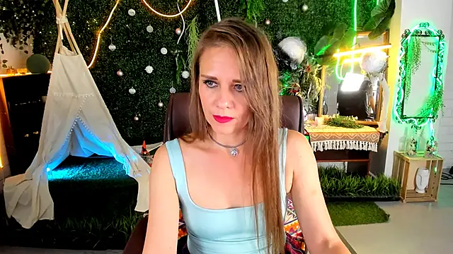 Chatroom XXX en direct de EmiliaBedy