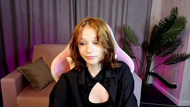 دردشة AliceJohansone الجنسية المباشرة