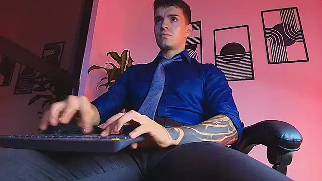 ALPHA_DOMINUS_ Live XXX-chat