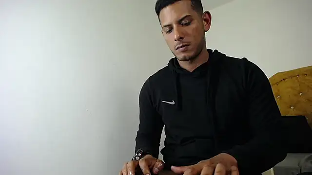 Chris_Dick23 Obrolan Langsung XXX