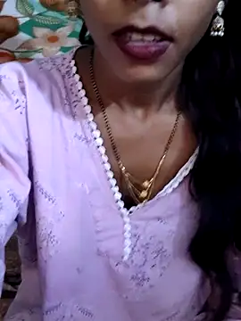 Chat XXX en directo de Itz_Aisha__