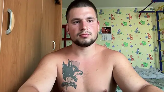Show modela chiraq1945 na web-kameri