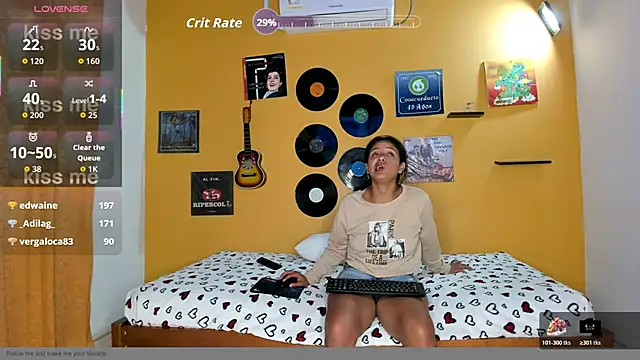 lilithevil32 élő XXX-chatje