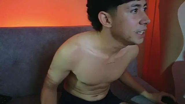 myke_magic's Live XXX Chat
