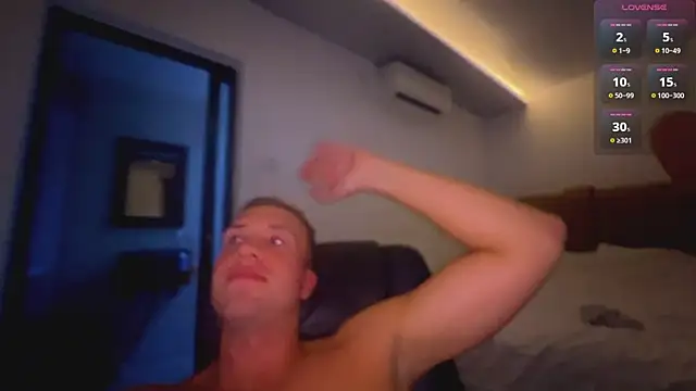 tommy_cumfinger live XXX chat
