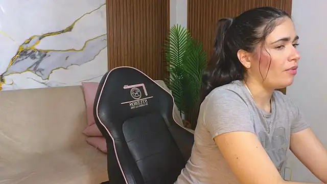دردشة Loren_Tay الجنسية المباشرة
