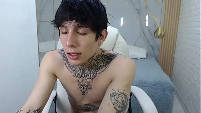 Cry_thereal Chat XXX live
