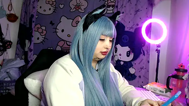 lussyevans24 Live XXX Chat