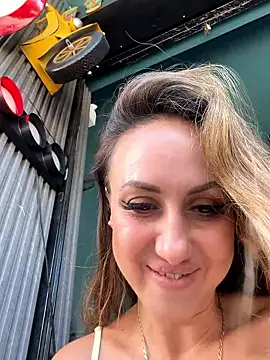 Bella-Grace Chat XXX live