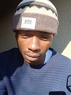 Boyzn_unfiltered Live XXX-chat