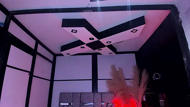 MarcoAndAllice's Live XXX Chat