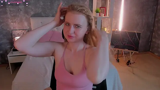 Shiny_Liss Chat XXX in diretta