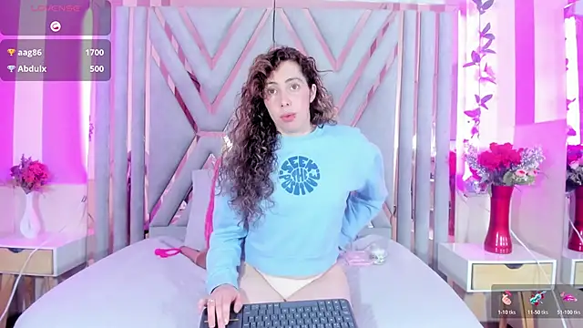 Онлайн чат XXX hada_russo