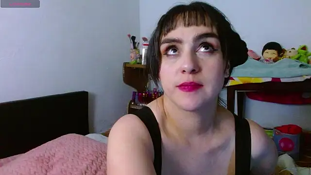 collette_beaufoy_'s Live XXX Chat