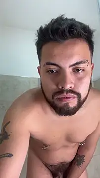 Živý XXX chat LuccaMallard