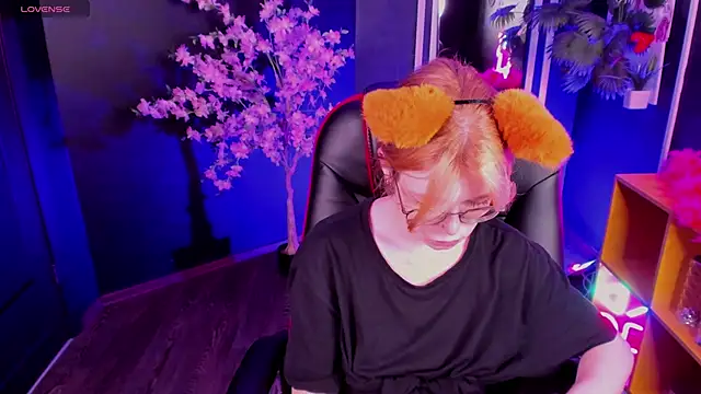 Živý XXX chat FoxxyyPolly