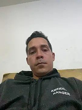 دردشة Gabriel_leon33 الجنسية المباشرة