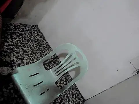 Alluringluna 现场XXX聊天