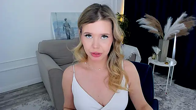 FollowLovee Live XXX-chat
