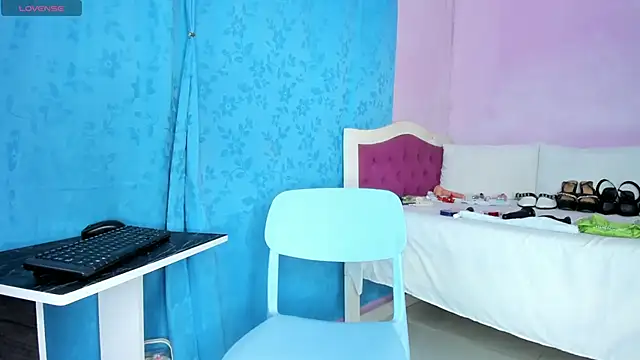 Chatroom XXX en direct de Jenny_Evans82