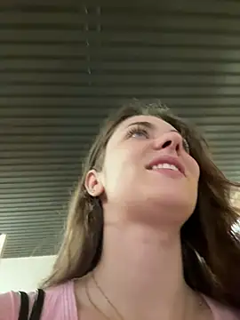 XXX chat uživo modela MariiD