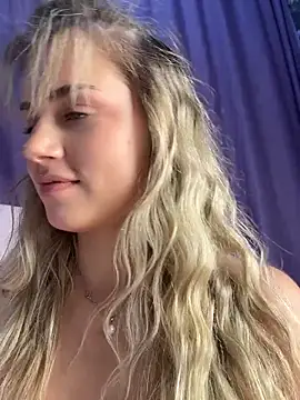Chat +18 de NinaVerse ao vivo