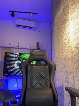 saracaball_のライブXXXチャット