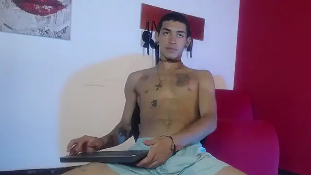 kyler_mcgregor's Live XXX Chat