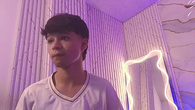 XXX chat uživo modela Spark_tay