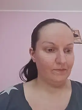 Онлайн чат XXX BustyLadyAlma