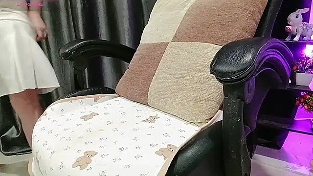Chat +18 de Yuki-yio ao vivo