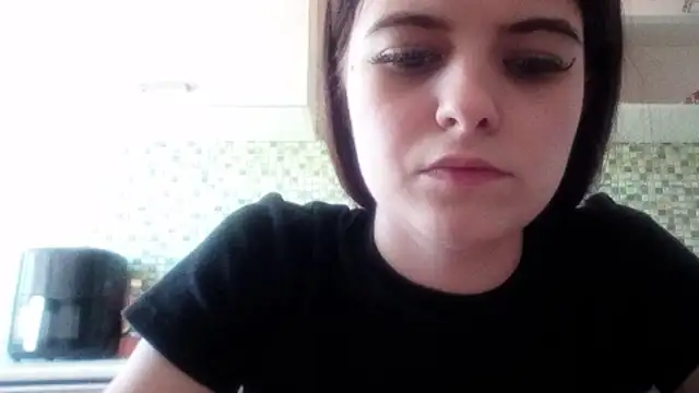 Czat XXX na żywo – KikiAmino